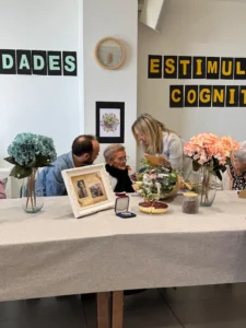 alcaldesa con los residentes